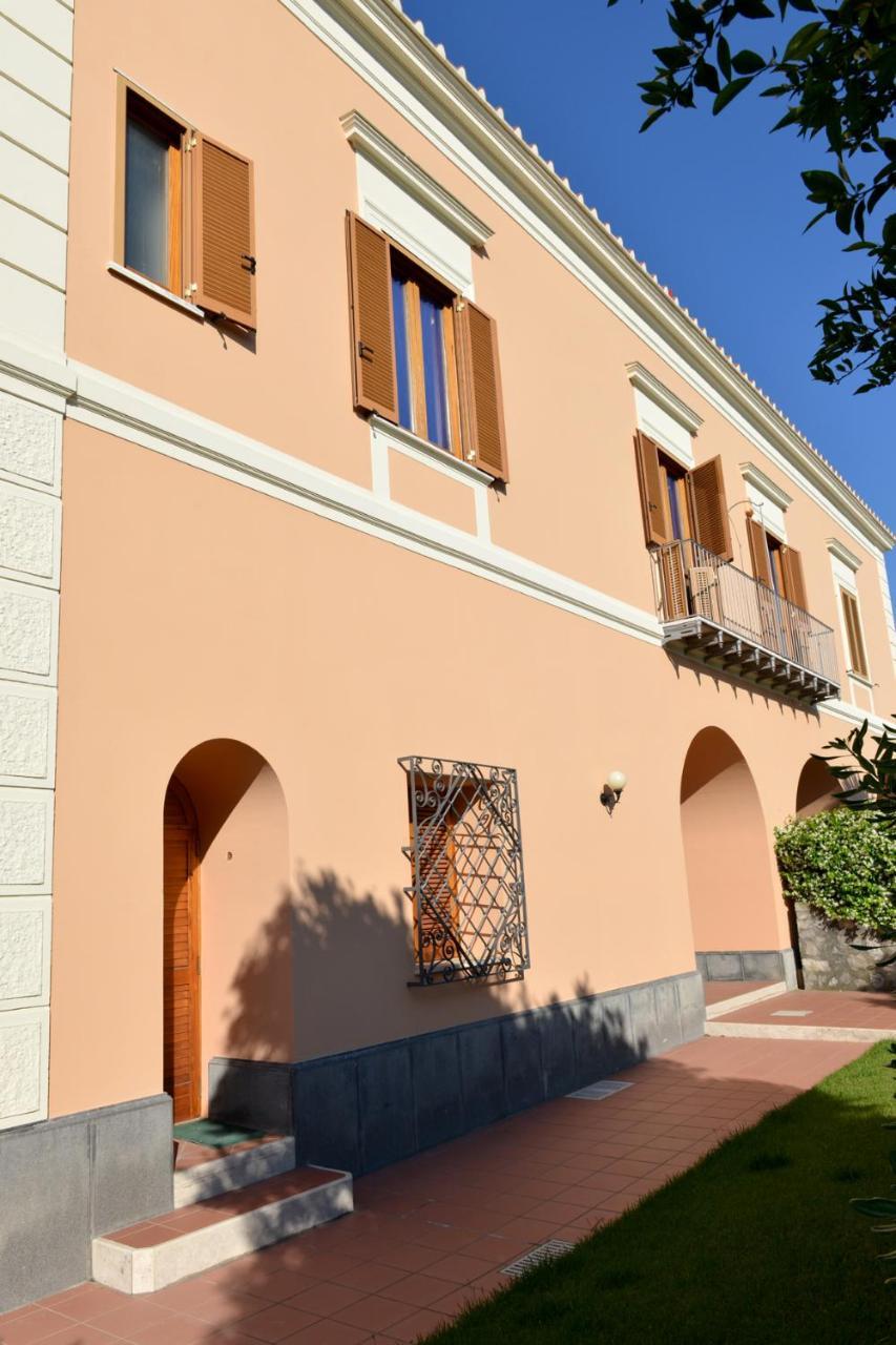 Sorrento Coast Relais Meta Exterior foto